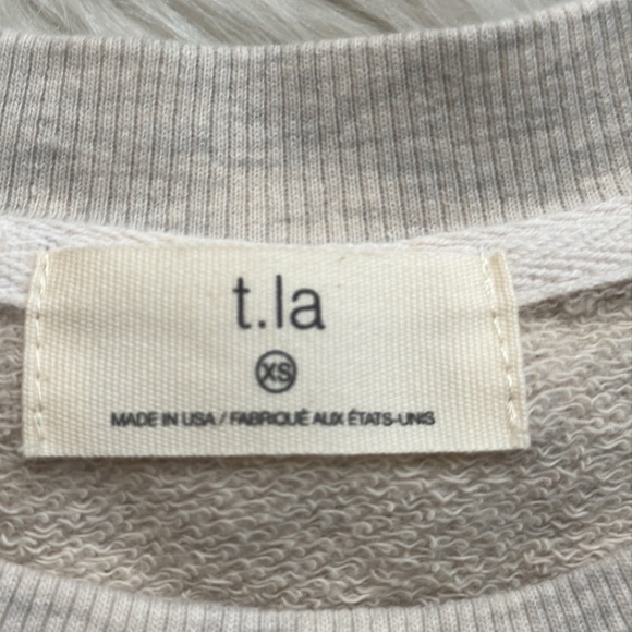 T.la by ANTHROPOLOGIE Puffed Sleeves Top - Picture 8 of 8